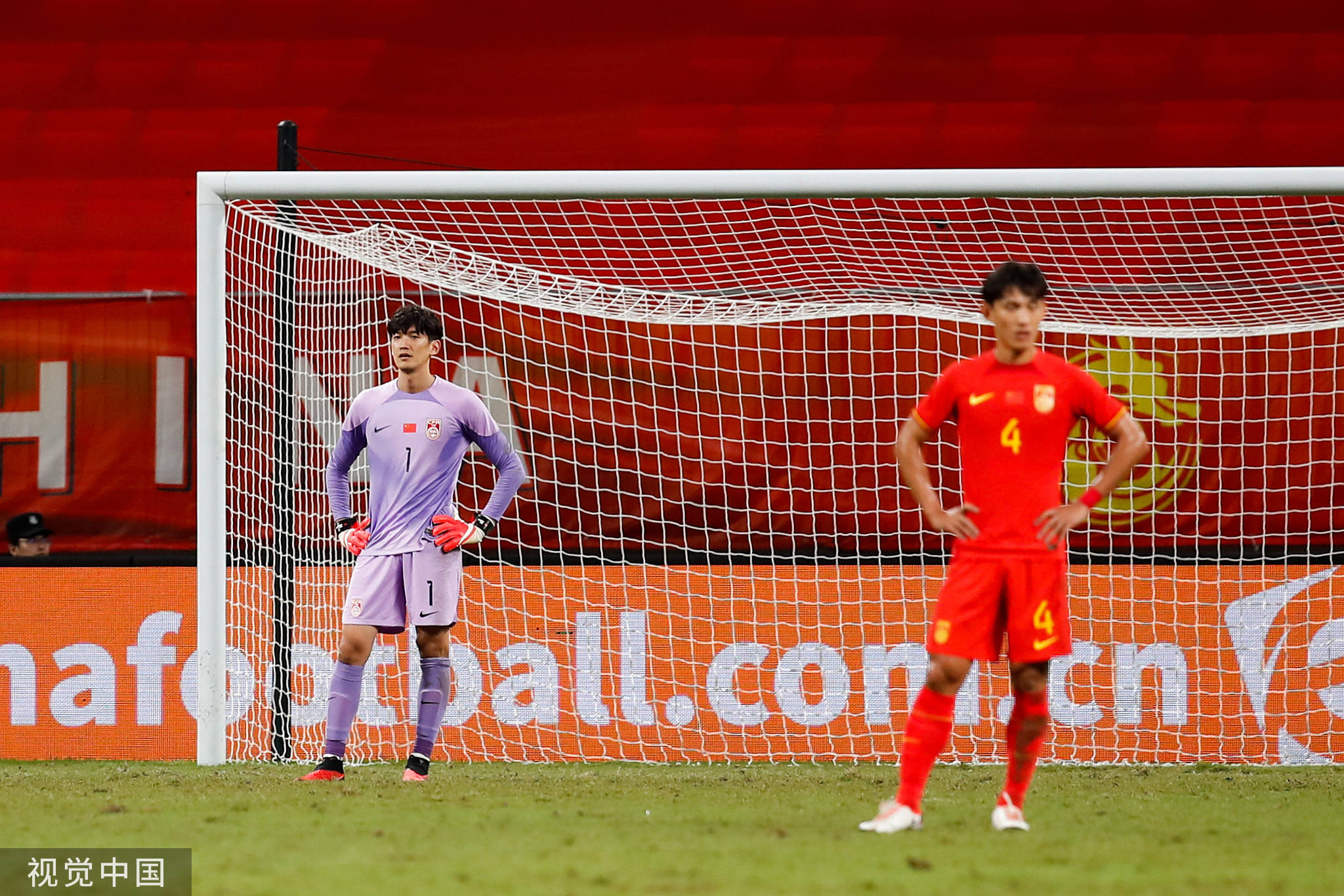 热议国足输球：绝望！中国足球真的好不起来了