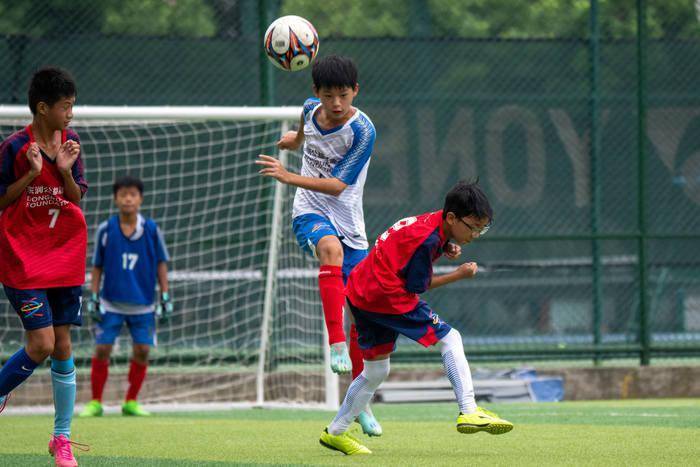 中国足球的“12岁退役”现象-中国足球