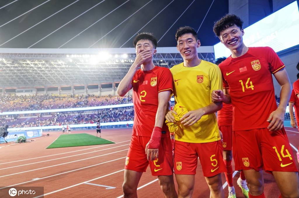 新华社：警醒！中国足球正被亚洲一流甩开-中国足球