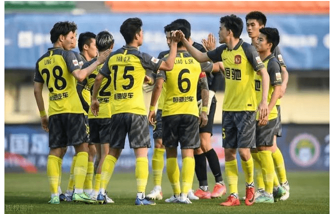 广州队是中国足球超级联赛（中超）的一支重要球队-中国足球超级联赛
